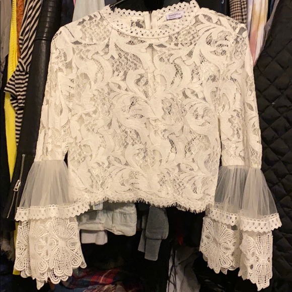 Mango Tops - White lace crop top